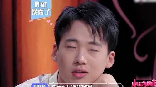 吃瓜异国恋,揭秘吃瓜异国恋的甜蜜瞬间