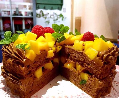 吃瓜吃蛋包巧克力蛋糕,吃瓜吃蛋包巧克力的美味蛋糕之旅